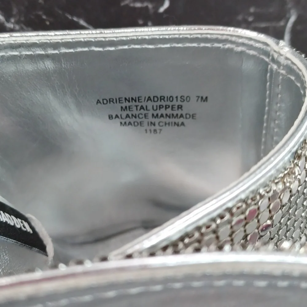 Jessica Rich/Steve Madden Adrienne Metal Mesh Acrylic Heel NIB